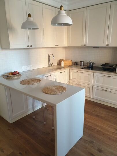 2-к. квартира, 54 м², 4/9 эт.