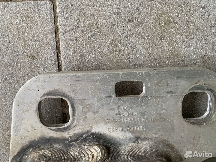 Усилитель заднего бампера