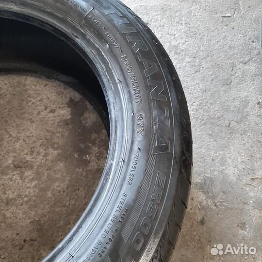 Bridgestone Turanza ER300 235/55 R17