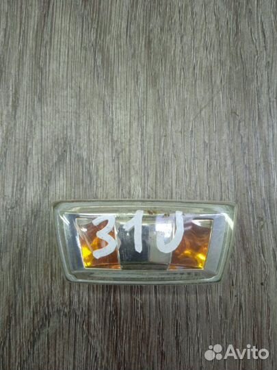 Повторитель поворота передний правый Opel Corsa D