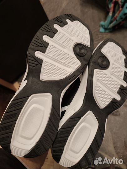 Кроссовки зимние