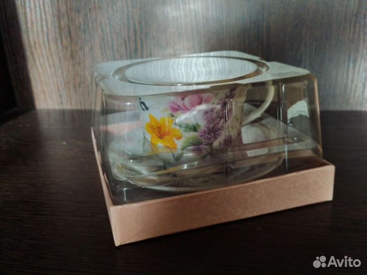 Чашка с блюдцем