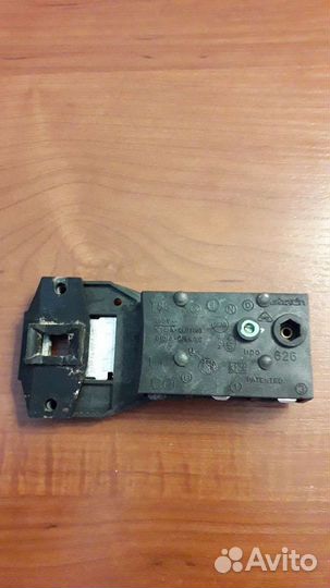 Замок от машинки indezit