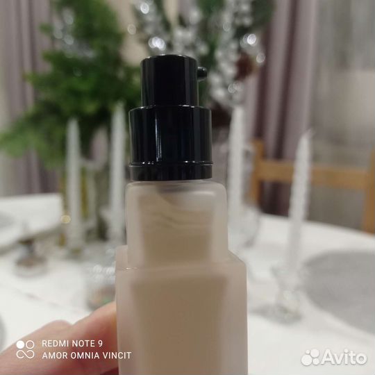 Тональный крем средство матирующее Givenchy