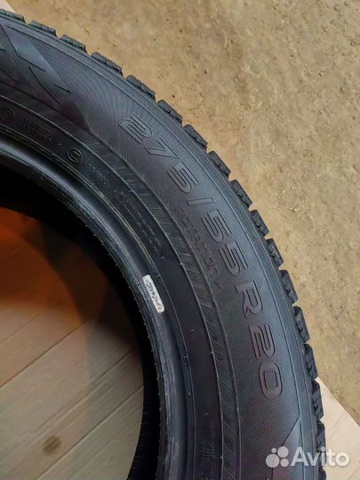 Nokian Tyres Hakkapeliitta R3 SUV 275/55 R20 J