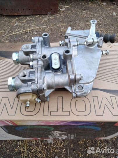 Главный тормозной кран к-700, т-150,зил - 130