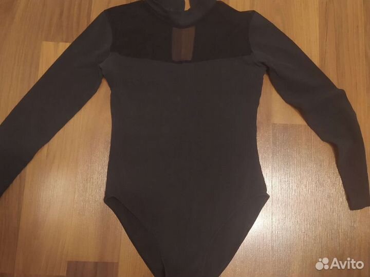 Купальники и юбки для танцев