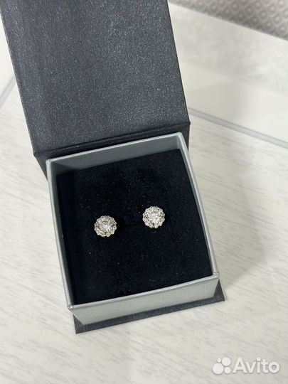 Серебряные серьги пусеты