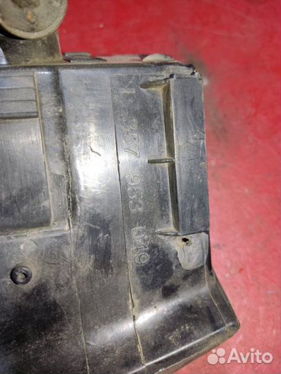 Поворотник передний левый Volkswagen Passat B3