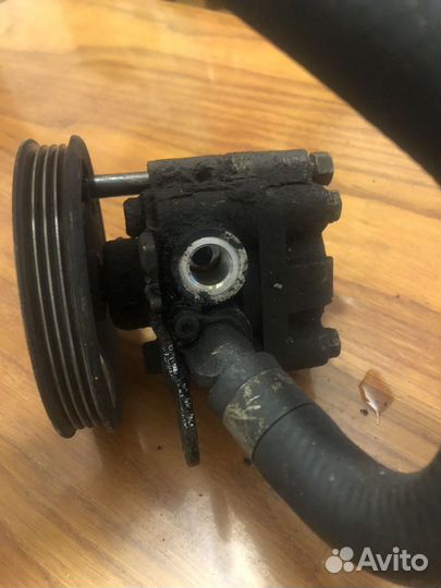 Насос гидроусилителя руля