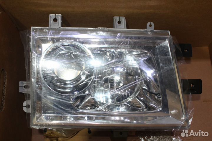 Фара перед. прав. HD120