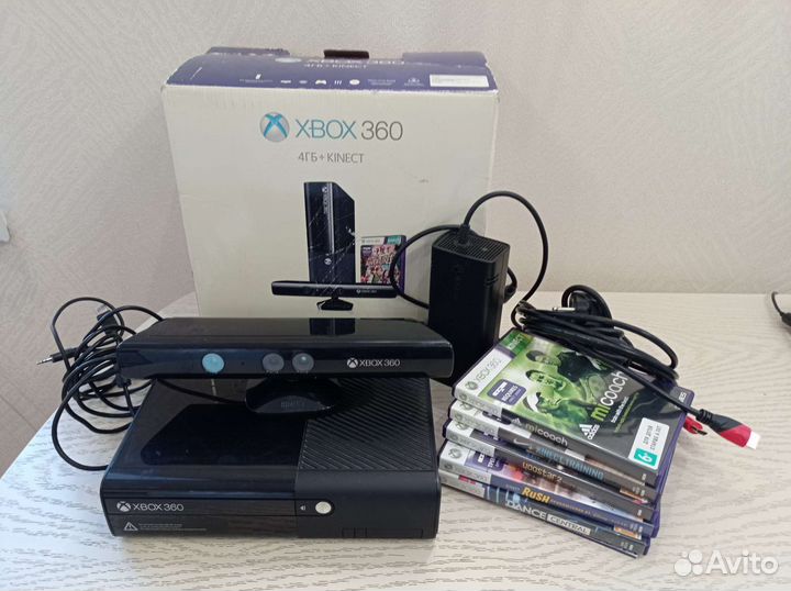 Xbox 360 + kinect + gamepad + games