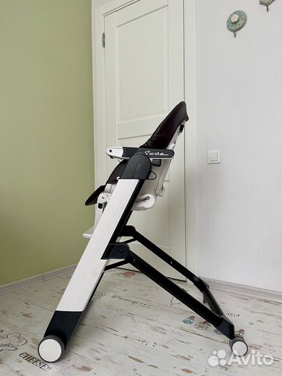 Стульчик для кормления Peg Perego