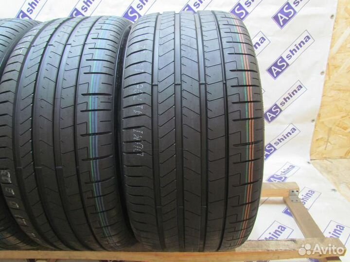 Pirelli P Zero PZ4 275/40 R22 и 315/35 R22 107Y