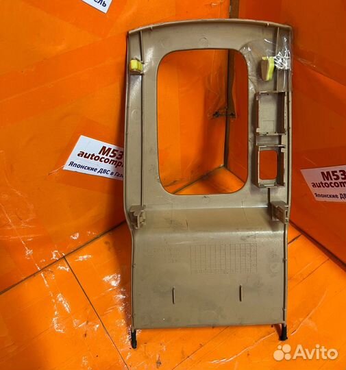 Консоль селектора АКПП Toyota Mark II, 1004125