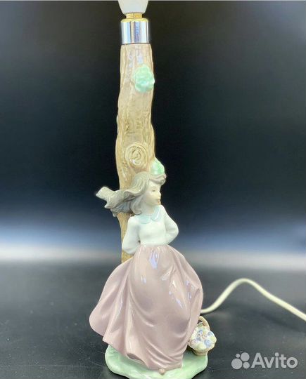 Лампа настольная Nao (для Lladro‘)