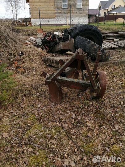 Плуг двухкорпусный