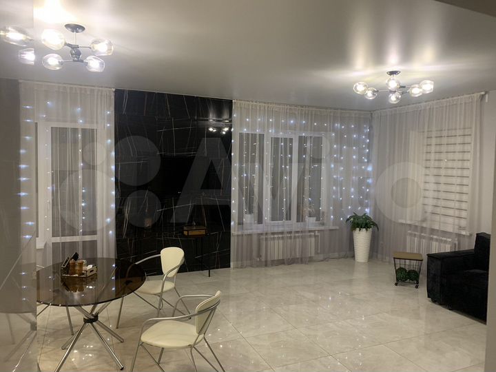 Дом 249,8 м² на участке 9 сот.