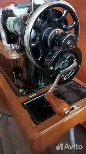 Швейная машинка ручная пмз им. Калинина