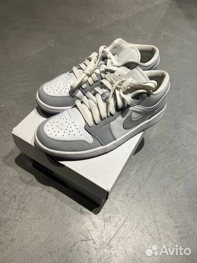 Air Jordan 1 Low wolf grey