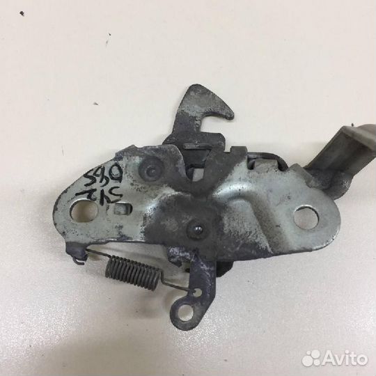 Замок капота Peugeot 107