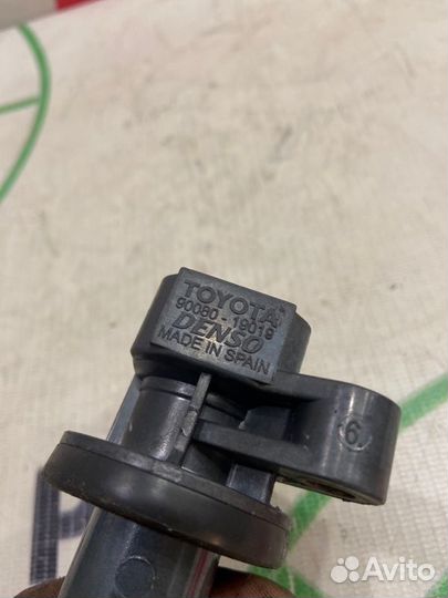 Катушка зажигания Toyota Avensis T25 1zzfe 2008