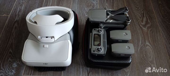 Квадрокоптер DJI Mavic 2 Zoom + шлем DJI Goggles