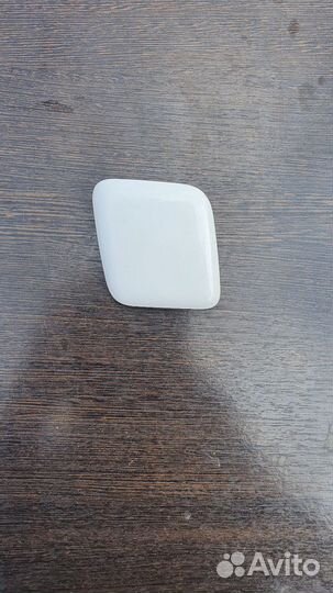 Крышка форсунки омывателя фар правая peugeot 308