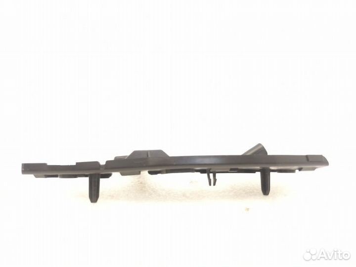 Крепление бампера переднее левое Citroen C3 A51