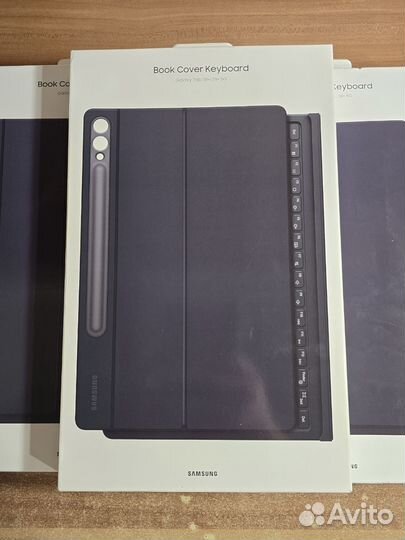 Чехол-Клавиатура Samsung Galaxy Tab S9 Plus 12