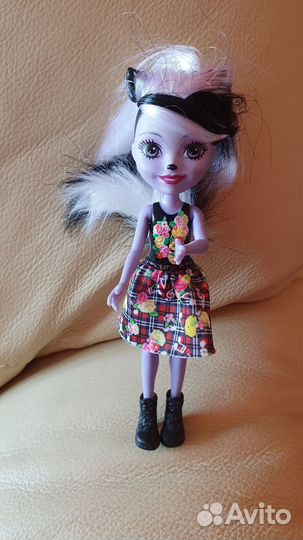 Кукла Enchantimals Сэйдж Скунси