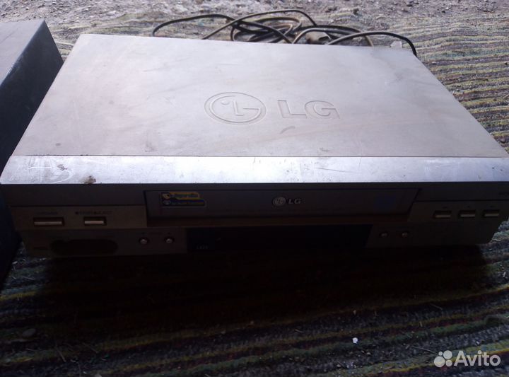 Видеомагнитафон