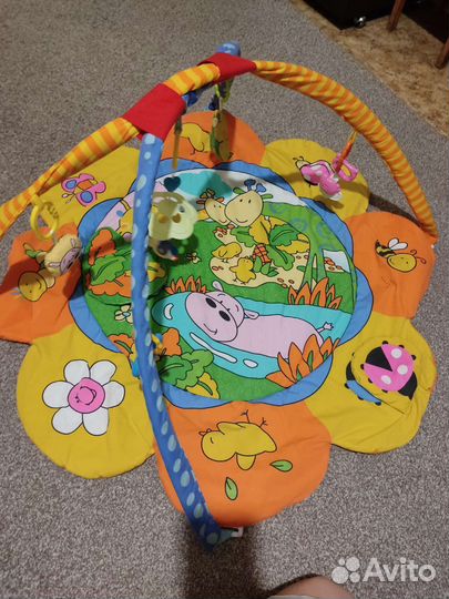 Развивающий коврик