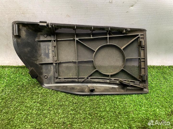 Сетка динамика левая Mercedes-Benz