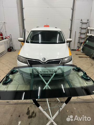 Лобовое стекло Шкода Октавия