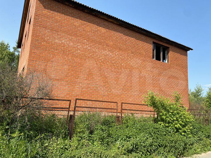 Дом 366 м² на участке 19 сот.