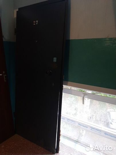 Дверь входная металлическая