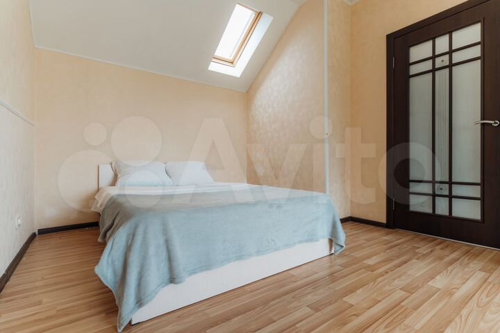 1-к. квартира, 42 м², 4/4 эт.