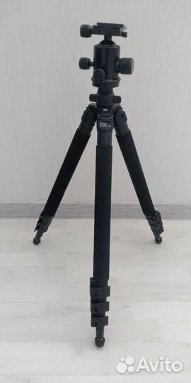 Штатив Hama Omega 2 Carbon