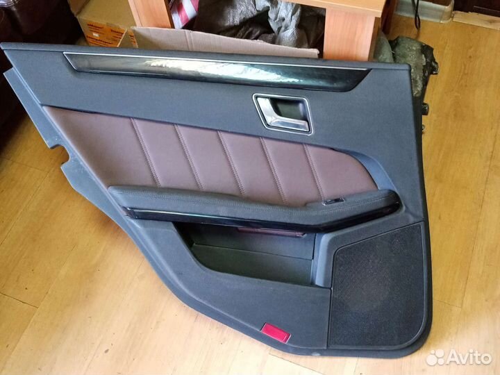 Карта двери задней левой Mersedes Benz W212