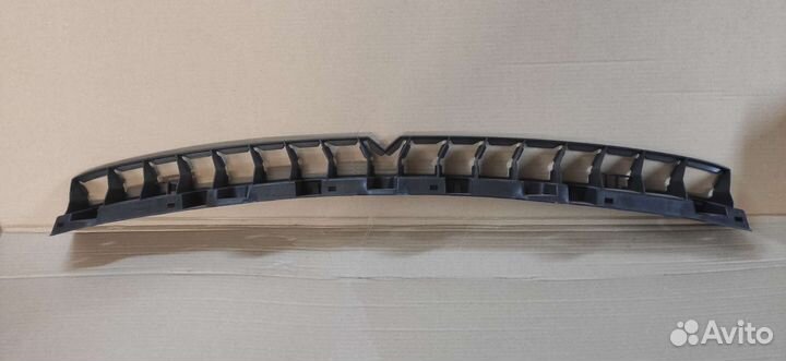 Кронштейн бампера Skoda Octavia A8