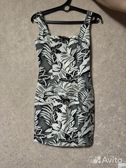 Платье женское 40 размер