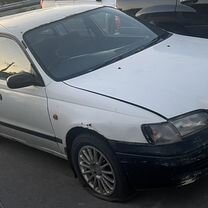 Toyota Caldina 1.5 AT, 1992, битый, 386 000 км, с пробегом, цена 100 000 руб.