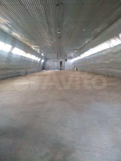 Склад, 950 м²