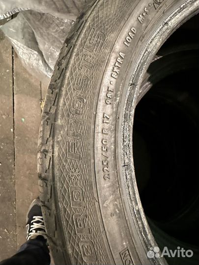 Gislaved Nord Frost 5 225/50 R17