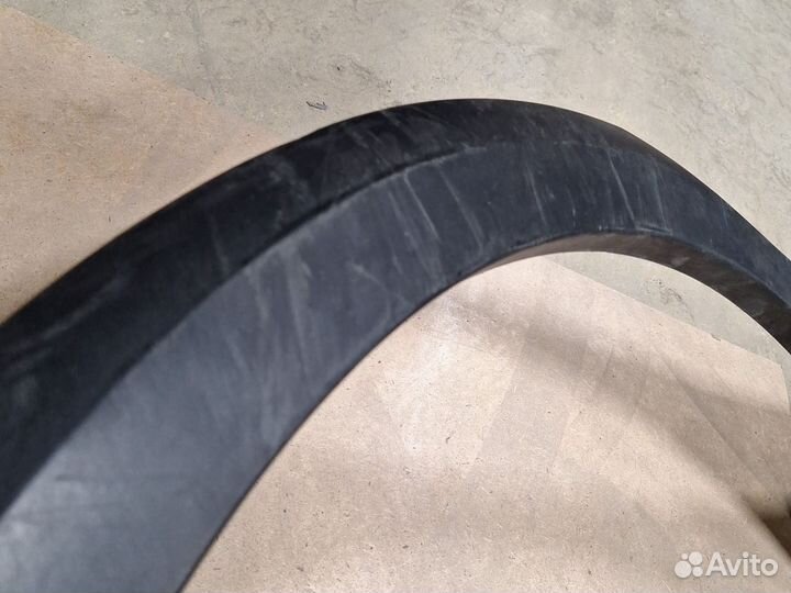 Расширитель заднего правого крыла Рено Сандеро 2