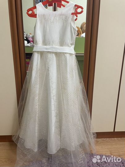 Детское нарядное платье 110-116