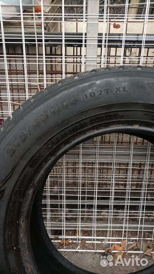 Nokian Tyres Hakkapeliitta 7 215/65 R16