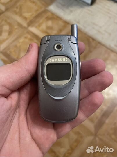 Samsung SGH-E600
