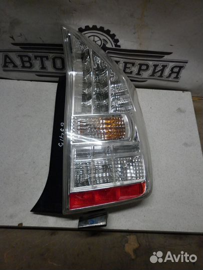 Фонарь Toyota Prius 30 2010 1.8